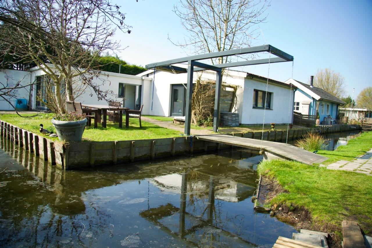 Bungalow Haarlem Amsterdam With Jacuzzi Vijfhuizen Kültér fotó