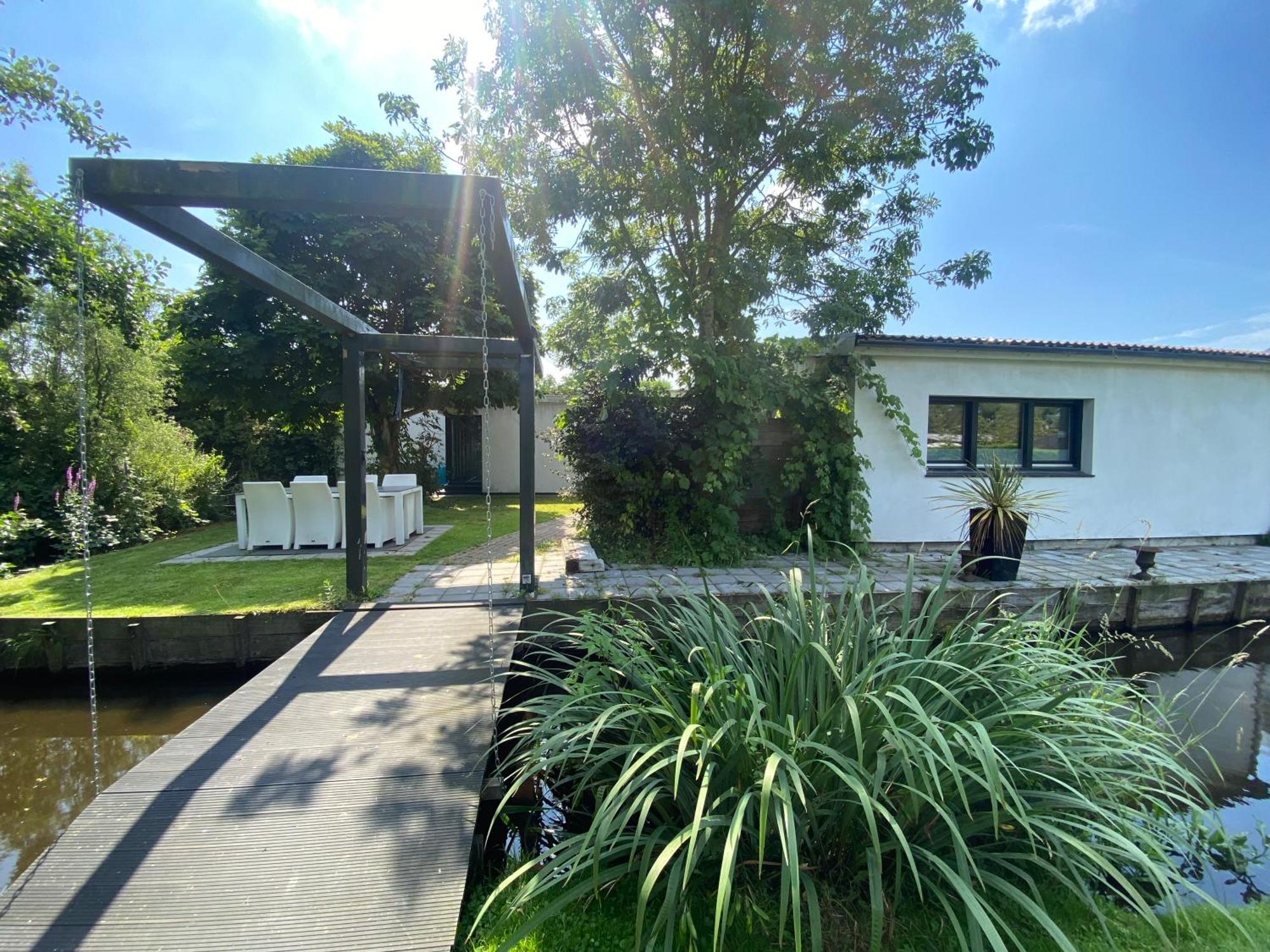 Bungalow Haarlem Amsterdam With Jacuzzi Vijfhuizen Kültér fotó
